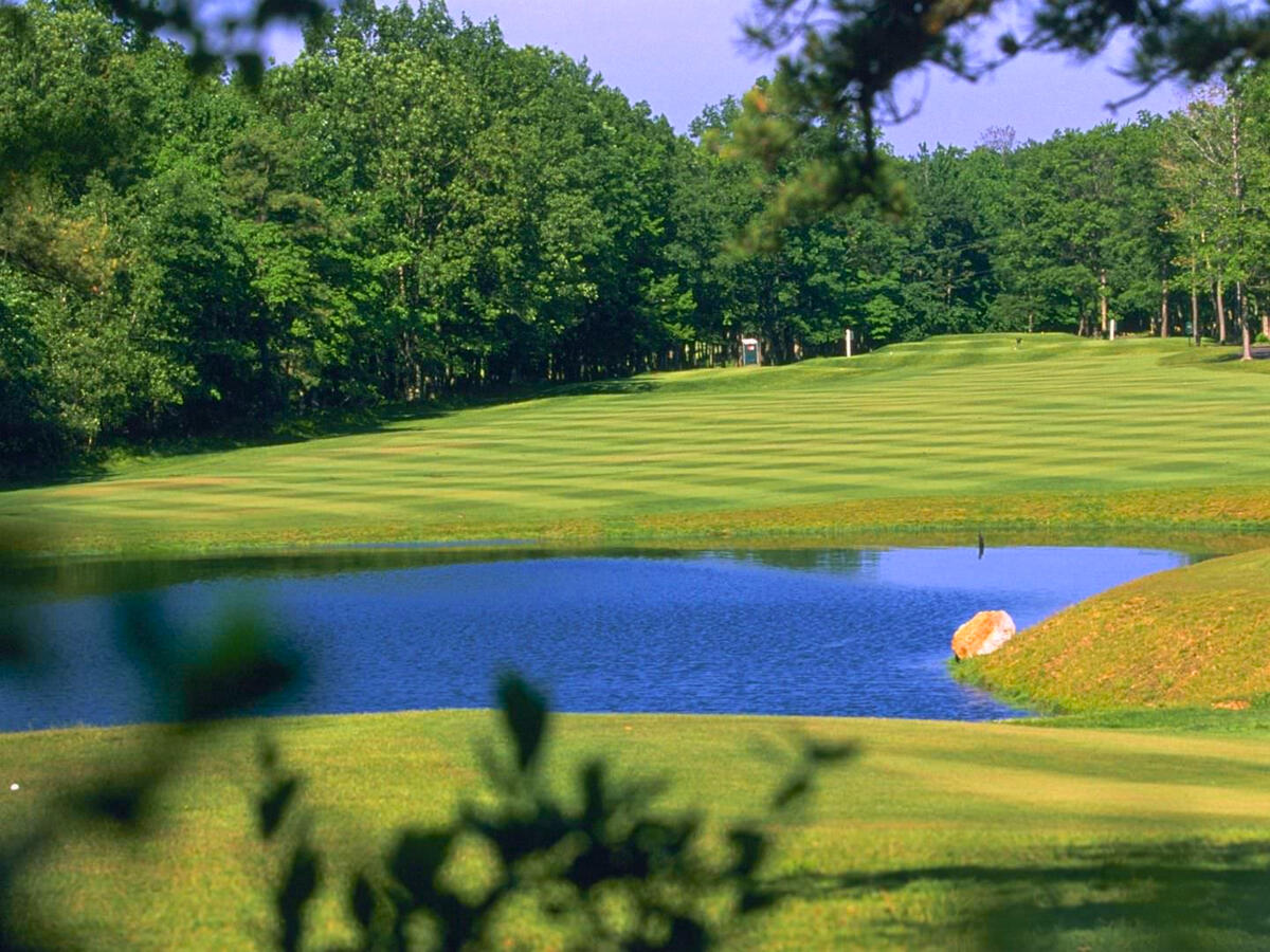 18 Hole of Championship Golf